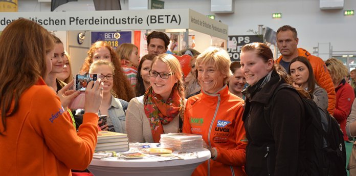 autogrammstunde-ingrid-klimke ingrid-klimke-equitana