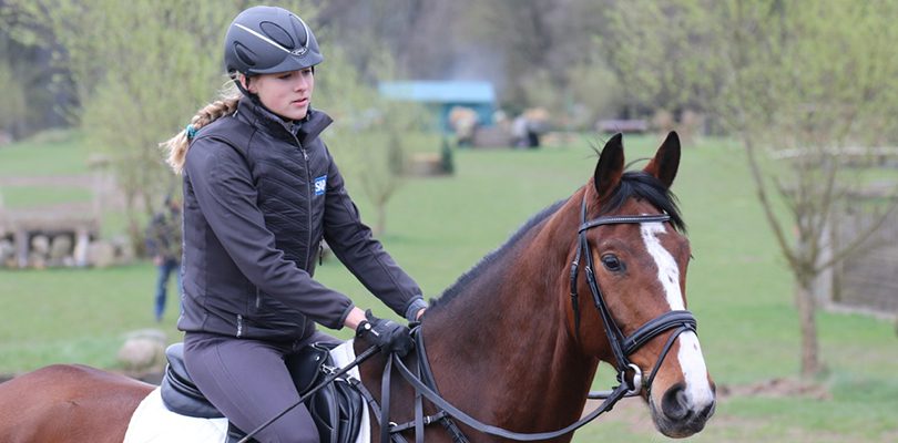 kinder-reiten-im-gelaende gelaendereiten-fuer-kinder