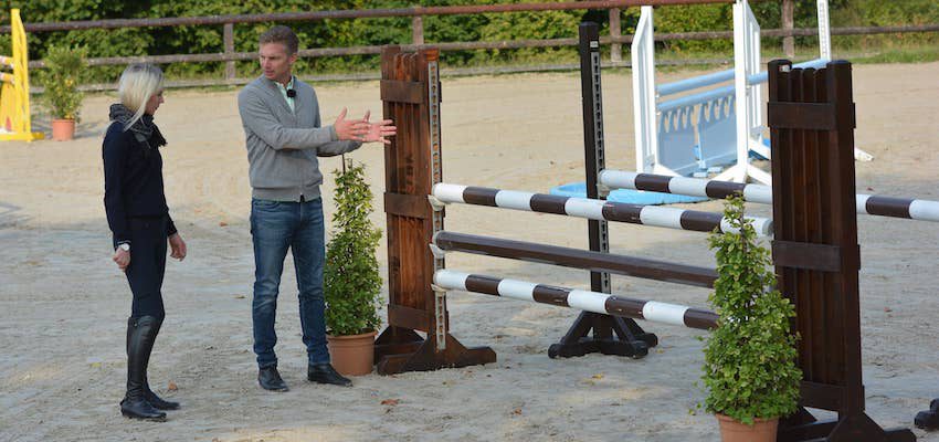 show-jumping-course-walk