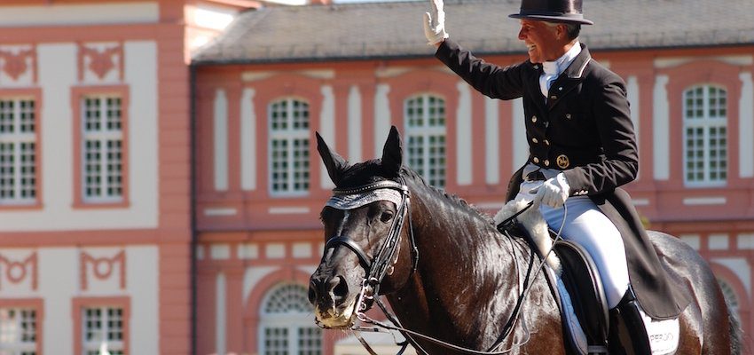 Uta-dressage-test-salute Uta-dressage-test-salute